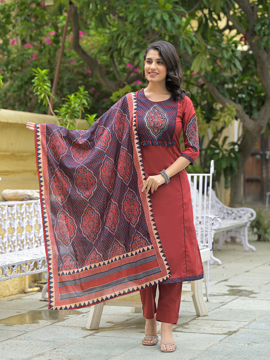 Noe Velarro Maroon Cotton Round neck Yoke work kurta Pant Set With Dupatta