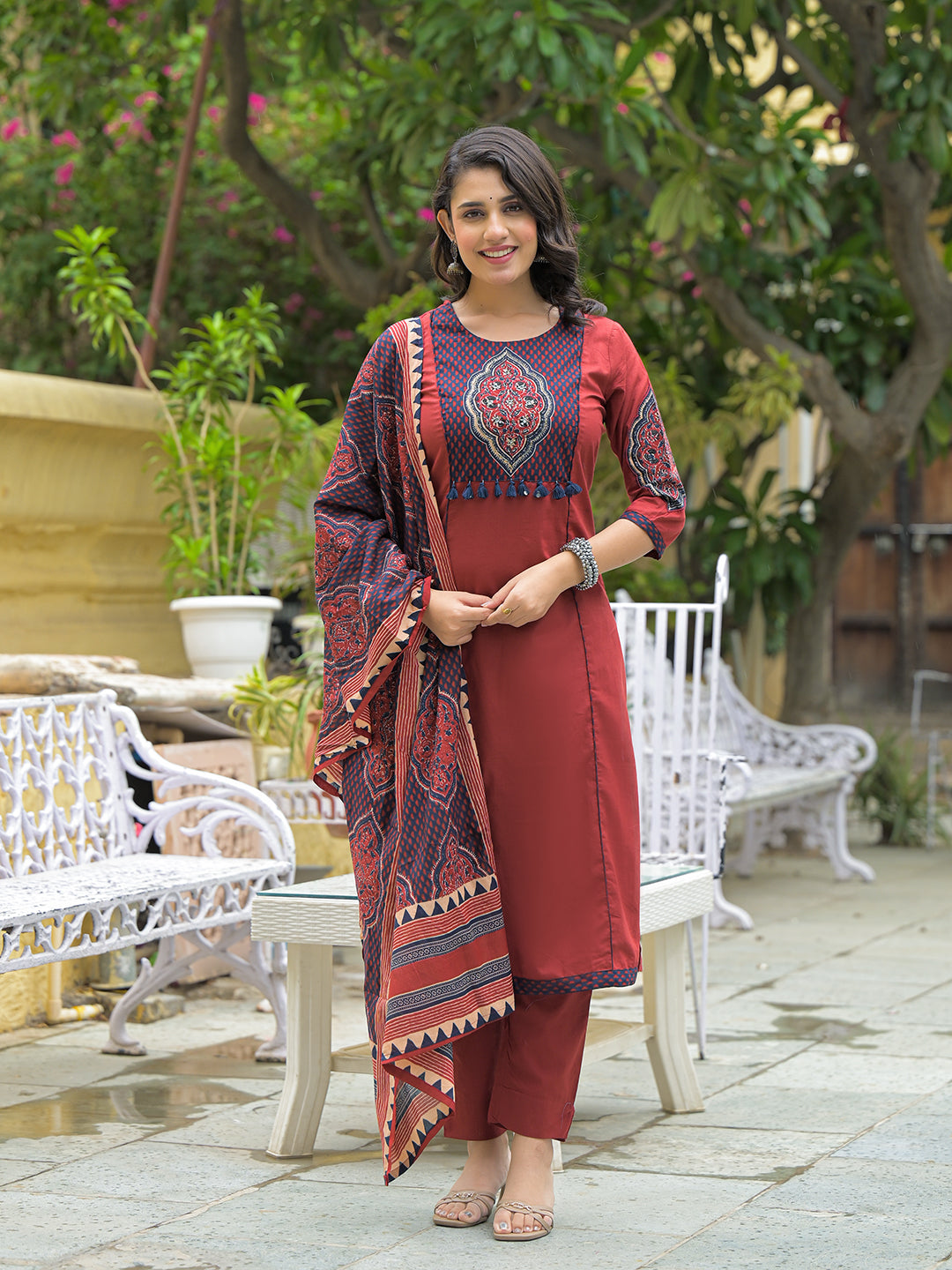 Noe Velarro Maroon Cotton Round neck Yoke work kurta Pant Set With Dupatta