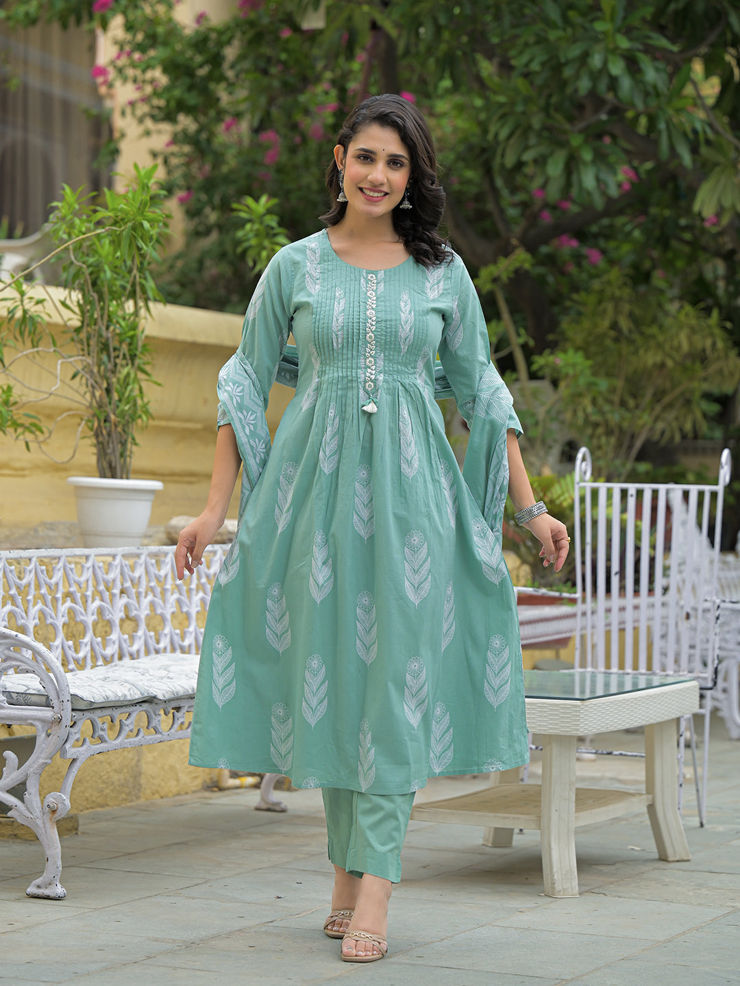 Noe Velarro Teal Green Cotton Pintuck Design Kurta pant set with Dupatta