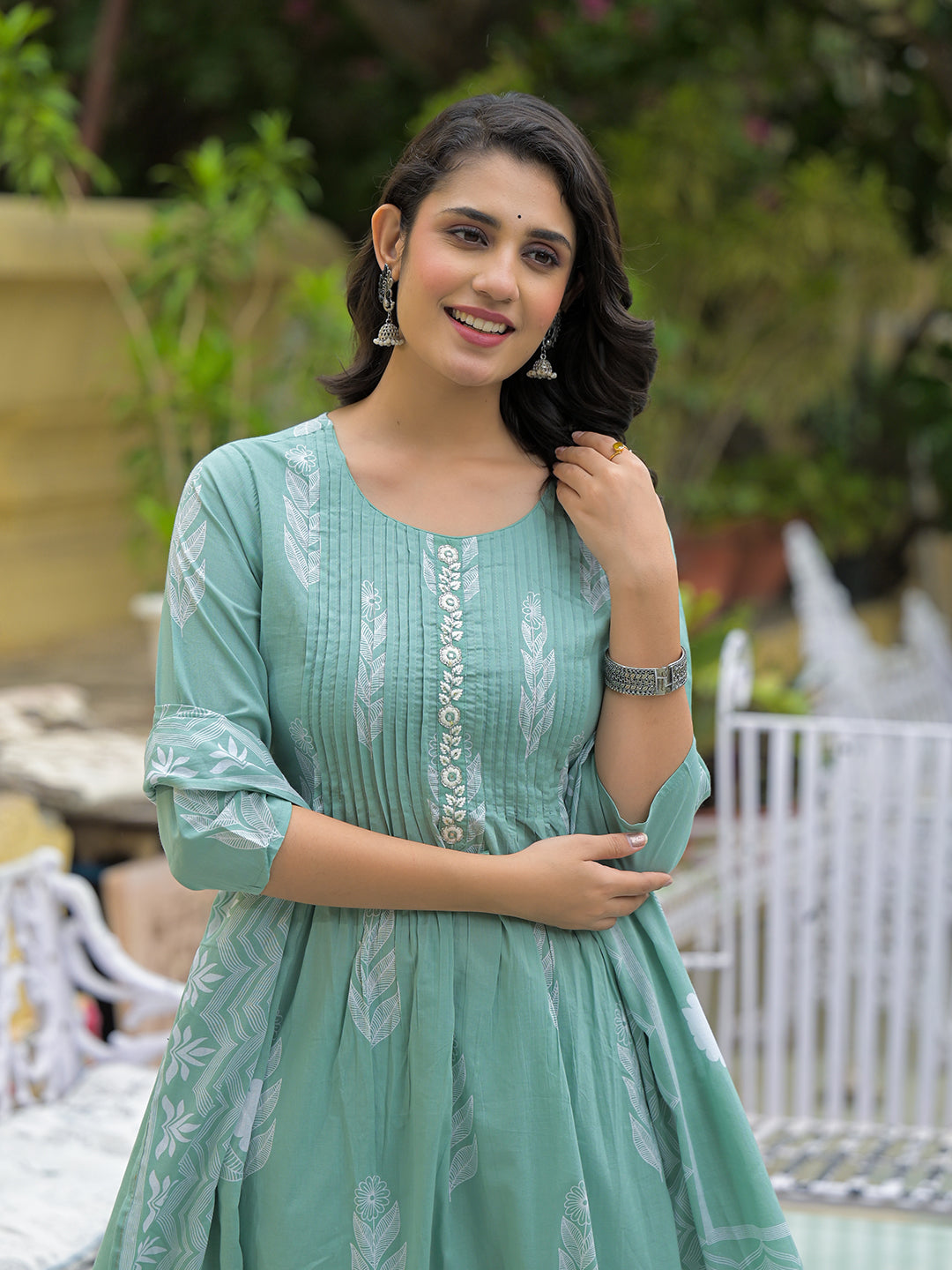 Noe Velarro Teal Green Cotton Pintuck Design Kurta pant set with Dupatta