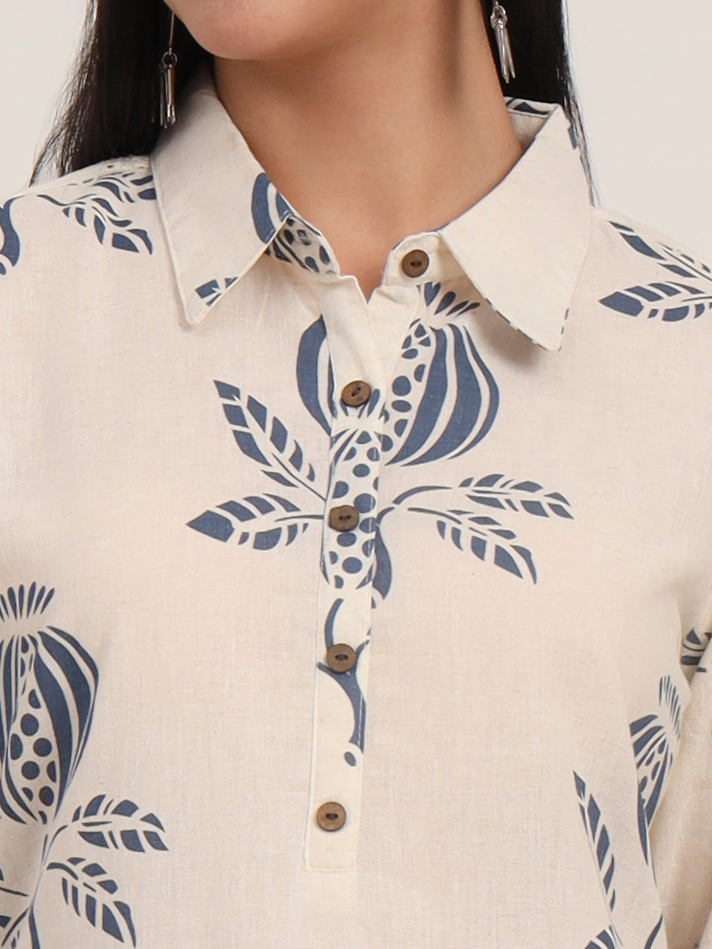 Noe Velarro Off White Floral Cotton A-Line Kurta