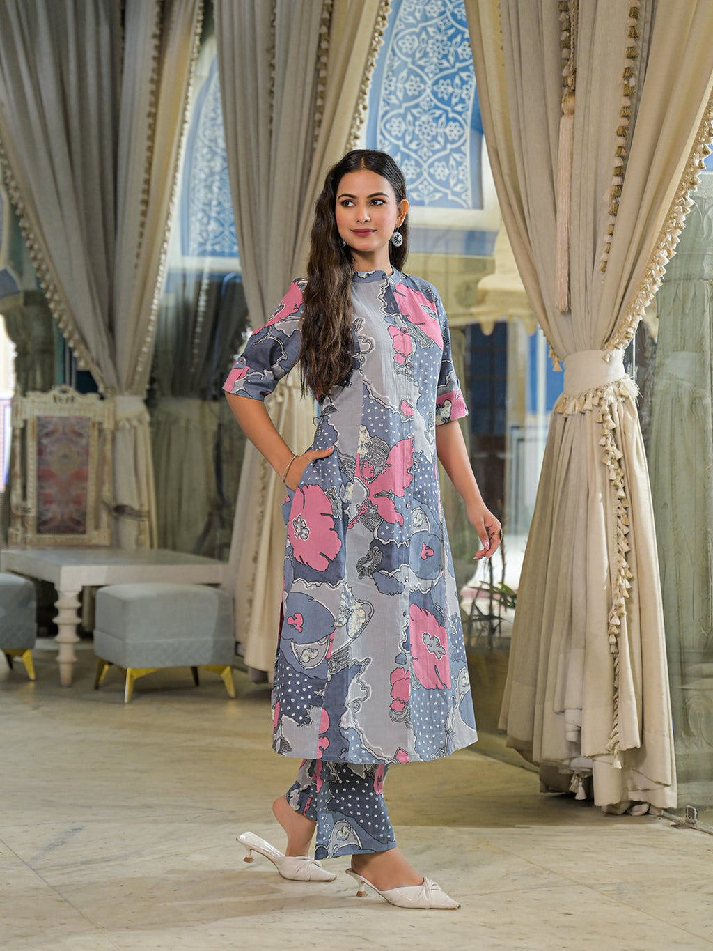 Noe Velarro Grey Floral Print A-Line Cotton Kurta Pant Sets