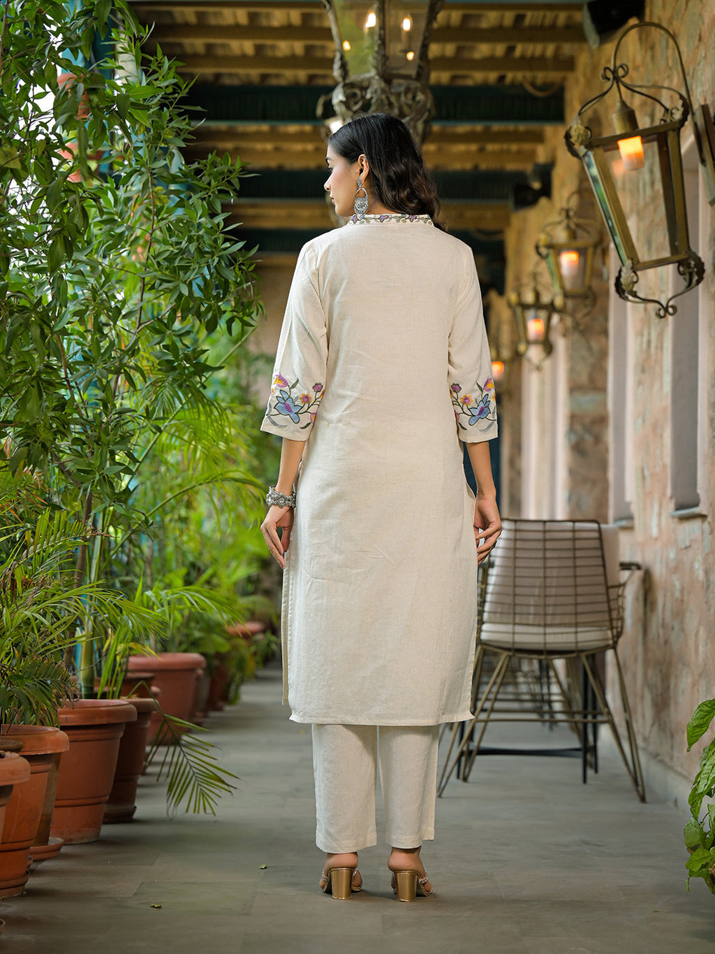 Noe Velarro Off White Embroidered Cotton Kurta Sets With Dupatta