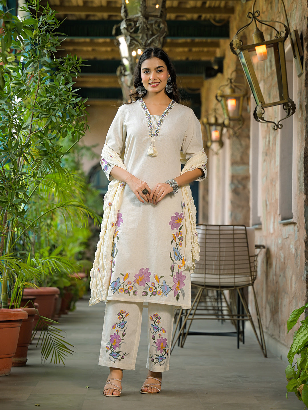 Noe Velarro Off White Embroidered Cotton Kurta Sets With Dupatta