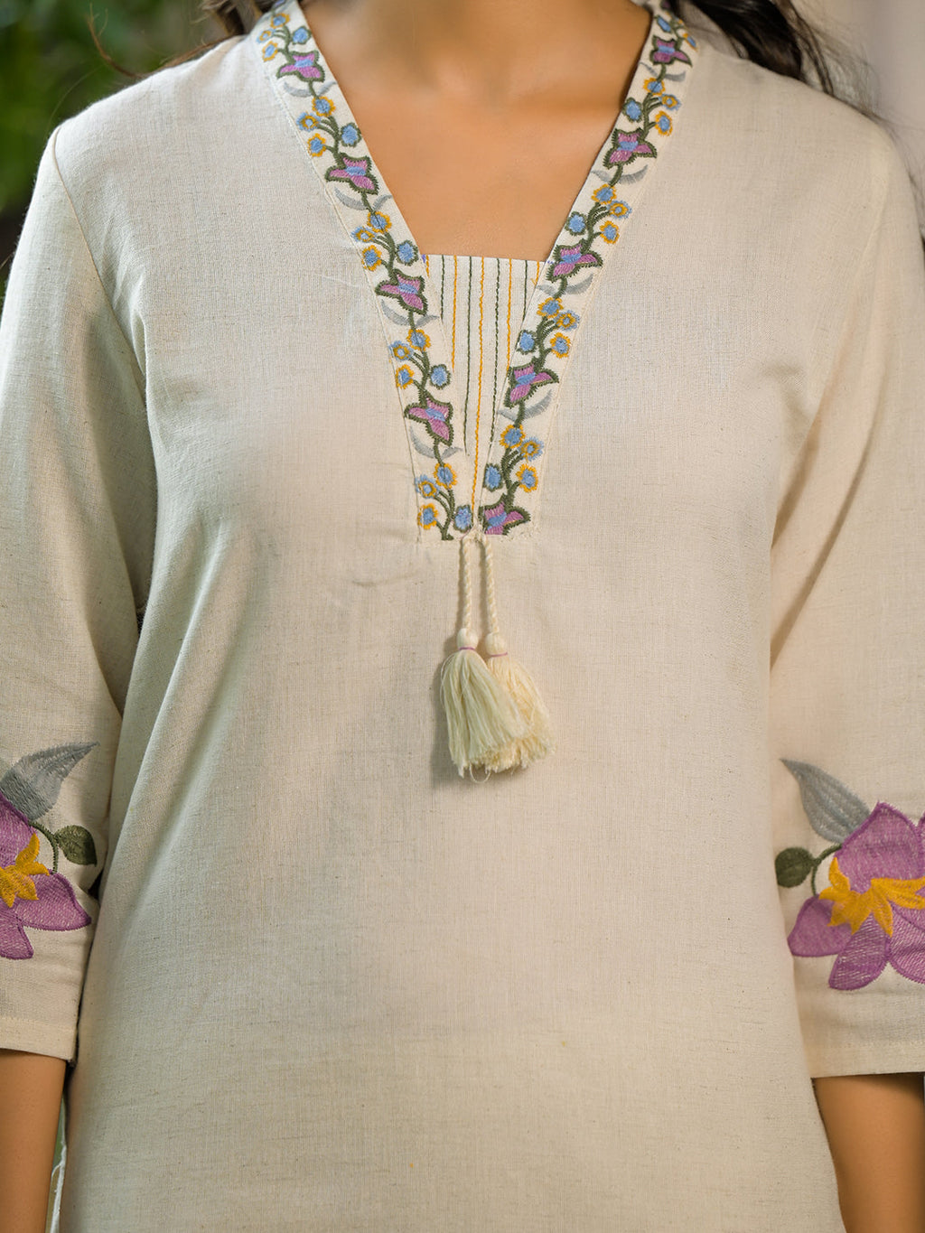 Noe Velarro Off White Embroidered Cotton Kurta Sets With Dupatta
