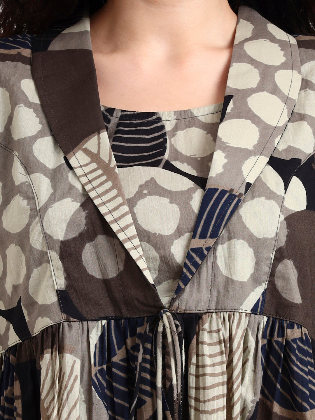 Noe Velarro Grey Floral Print Cotton Top