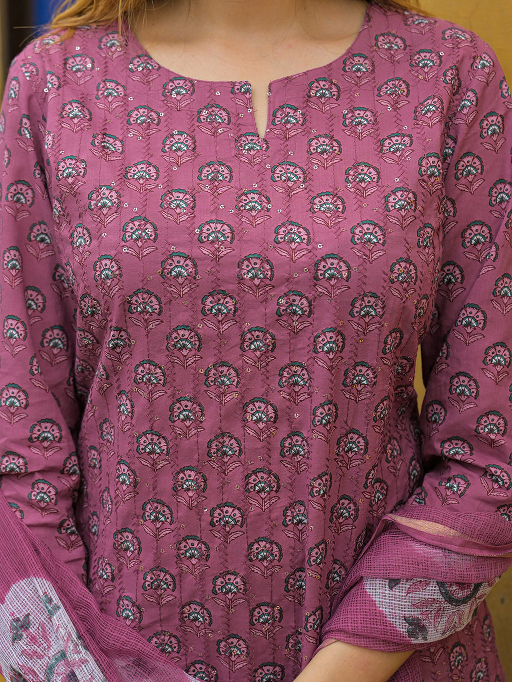 Noe Velarro Pink Embroidered Cotton Straight Kurta Pant Set With Dupatta