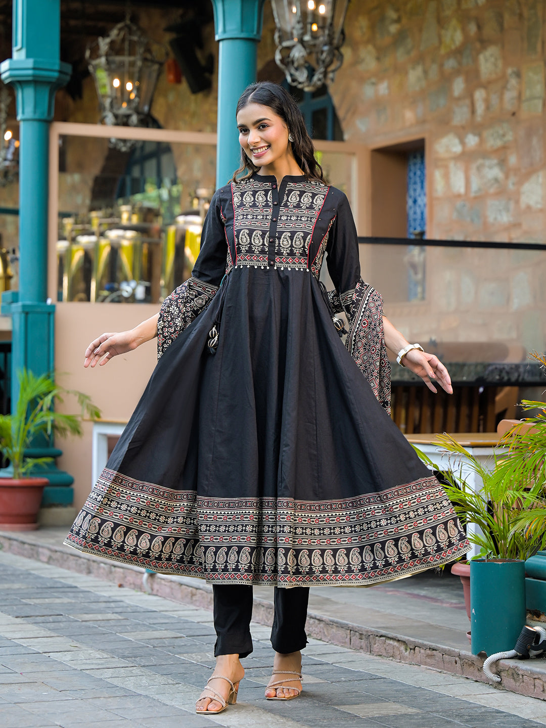 Noe Velarro Black Paisley Print Cotton Anarkali Kurta Sets With Dupatta