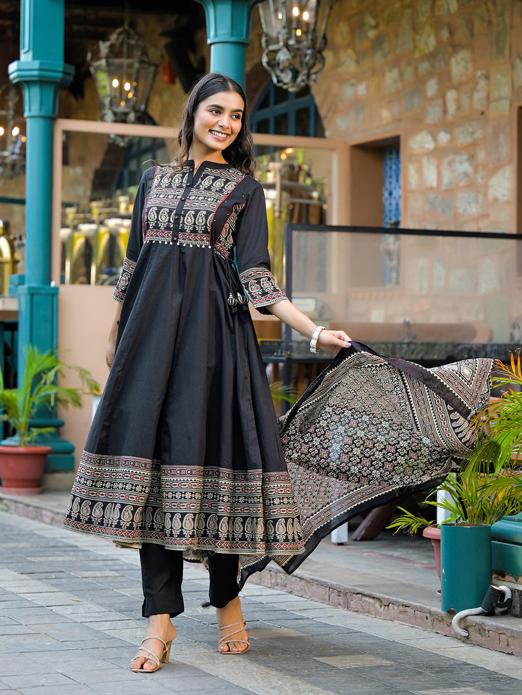 Noe Velarro Black Paisley Print Cotton Anarkali Kurta Sets With Dupatta