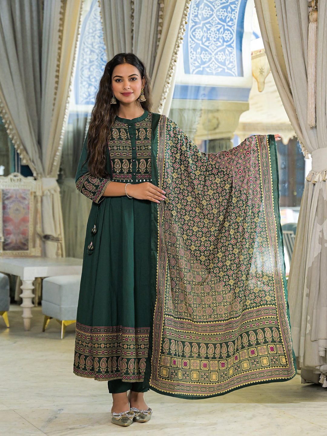 Noe Velarro Green Paisley Print Cotton Anarkali Kurta Pant Set With Dupatta
