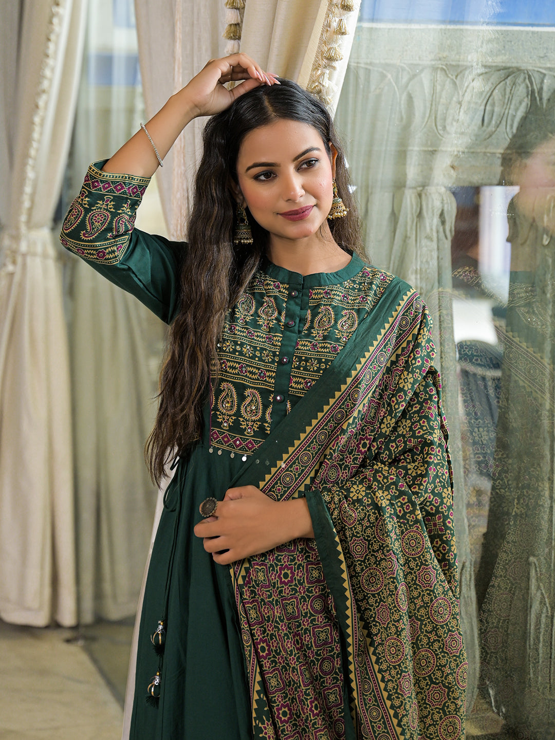 Noe Velarro Green Paisley Print Cotton Anarkali Kurta Pant Set With Dupatta