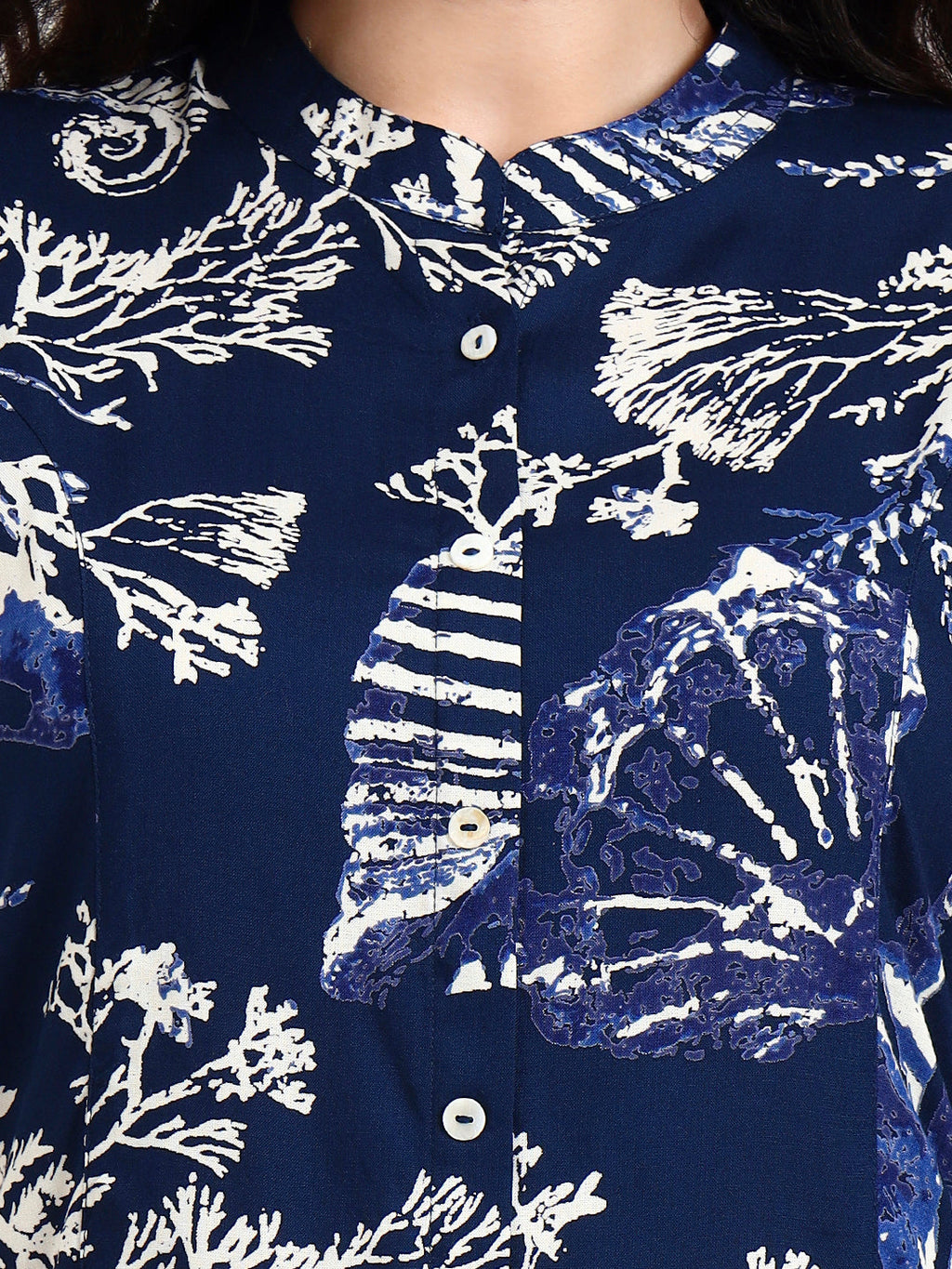 Noe Velarro Blue Printed Rayon Top