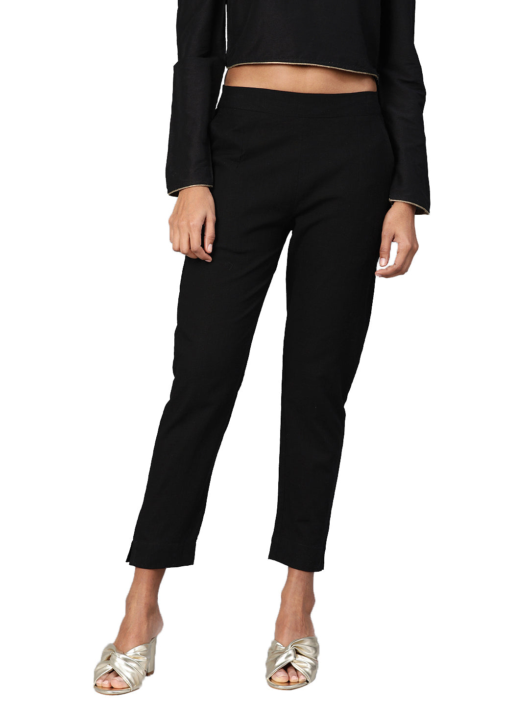 Noe Velarro Women Black Straight Fit Solid Regular Trousers