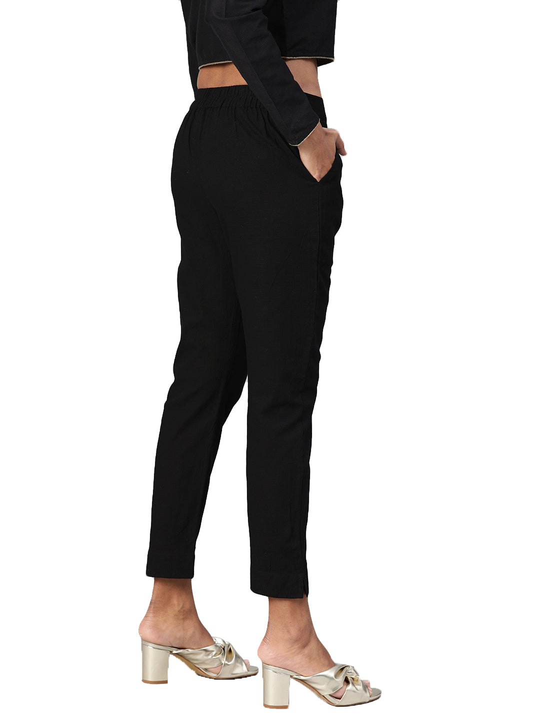 Noe Velarro Women Black Straight Fit Solid Regular Trousers