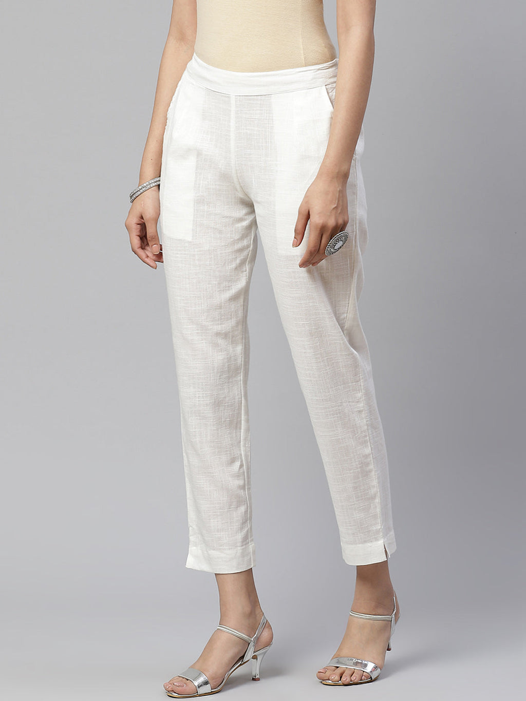 Noe Velarro Women Off-White Comfort Regular Fit Solid Cotton Cigarette Trousers