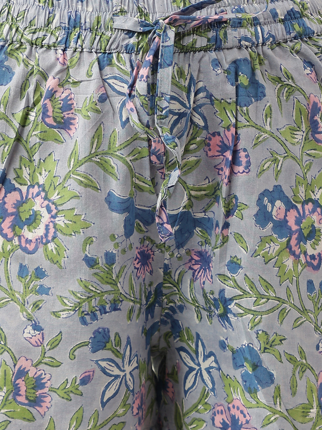 Noe Velarro Floral Printed Sleeveless Pure Cotton Short Night suit