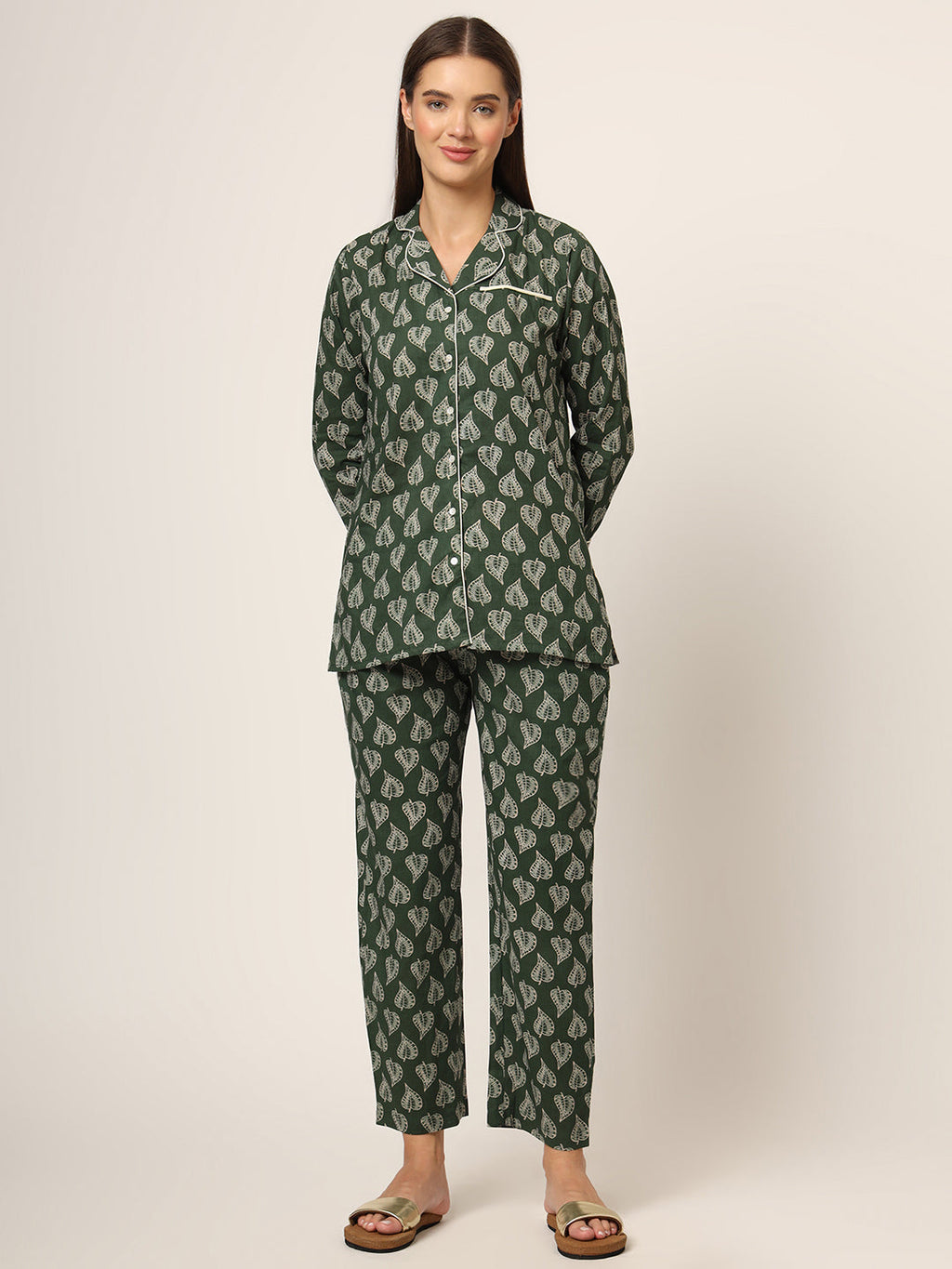 Noe Velarro Green Floral Print Cotton Regular Fit Night Suit
