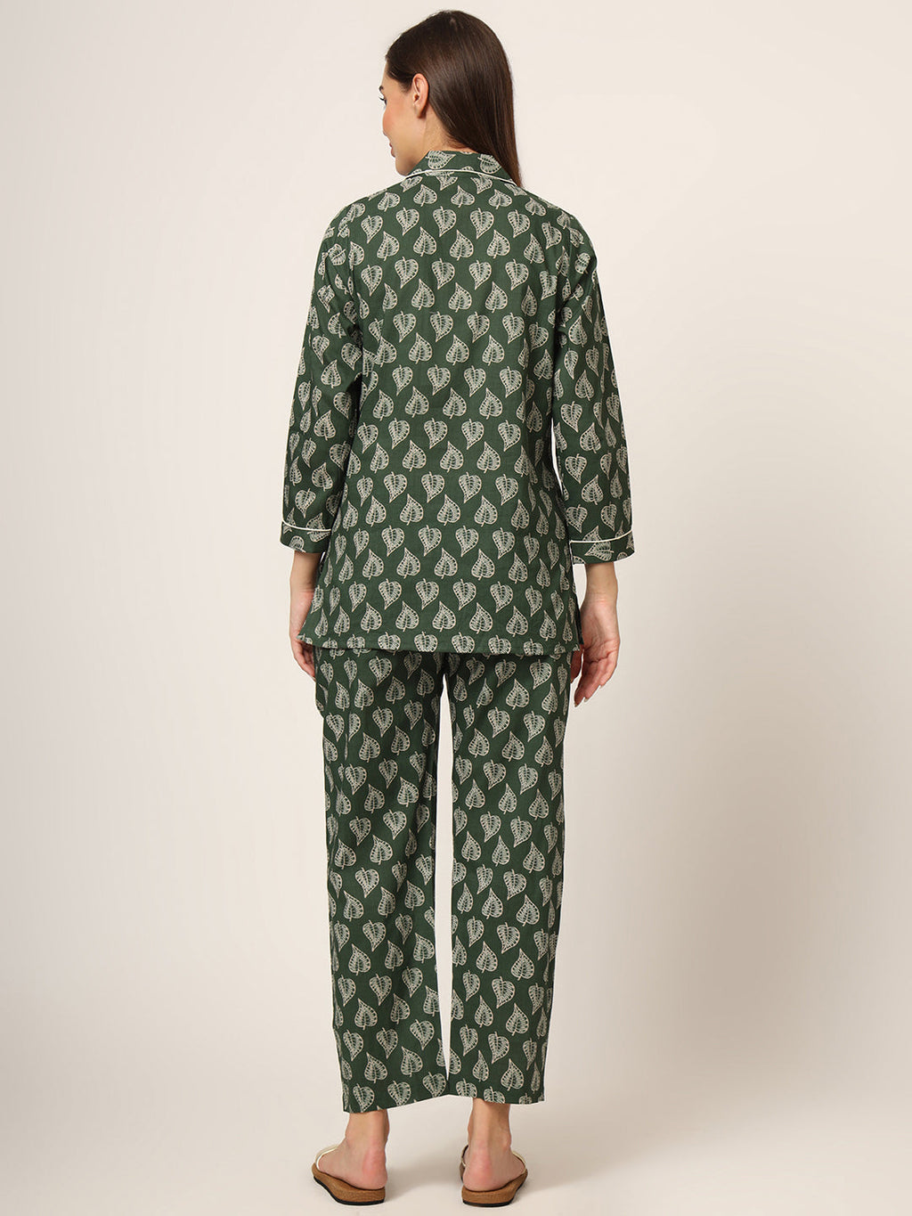 Noe Velarro Green Floral Print Cotton Regular Fit Night Suit