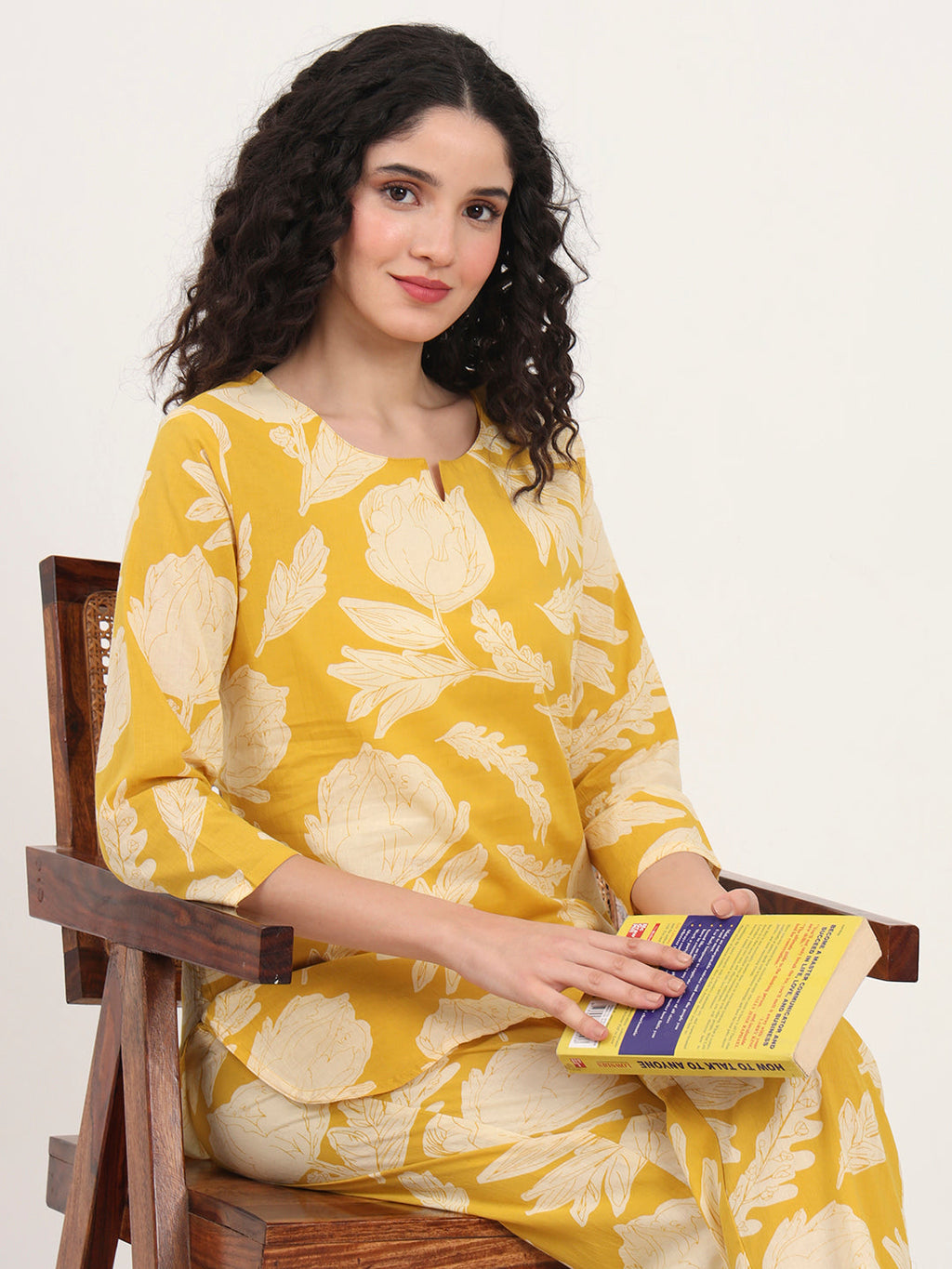 Noe Velarro Yellow Round Neck Cotton Night Suit