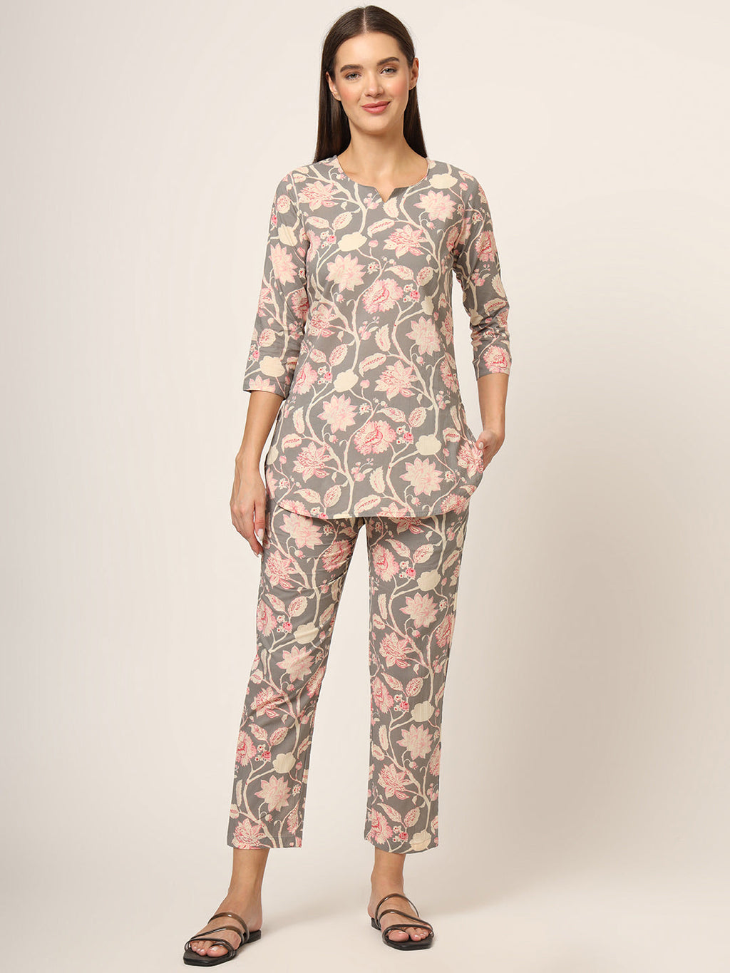 Noe Velarro Grey Floral Print Cotton Regular Fit Night Suit