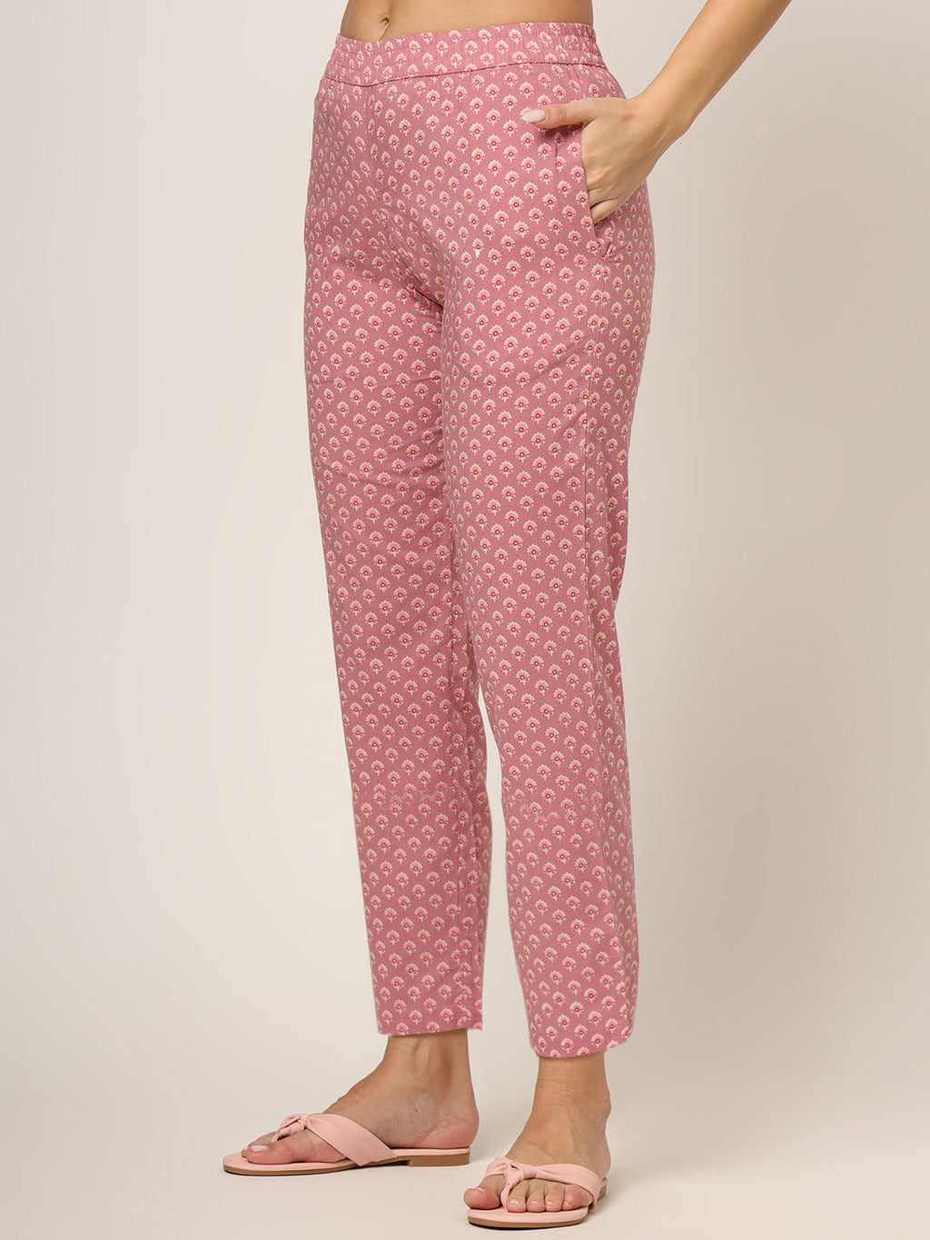 Noe Velarro Pink Floral Print Cotton Regular Fit Night Suit