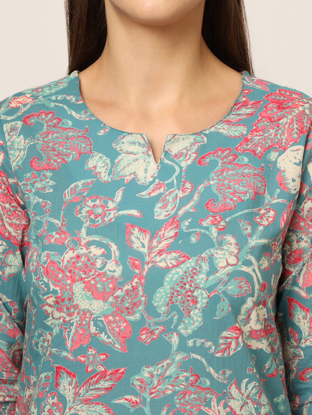 Noe Velarro Green Floral Print Cotton Regular Fit Night Suit