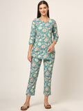 Noe Velarro Green Floral Print Cotton Regular Fit Night Suit