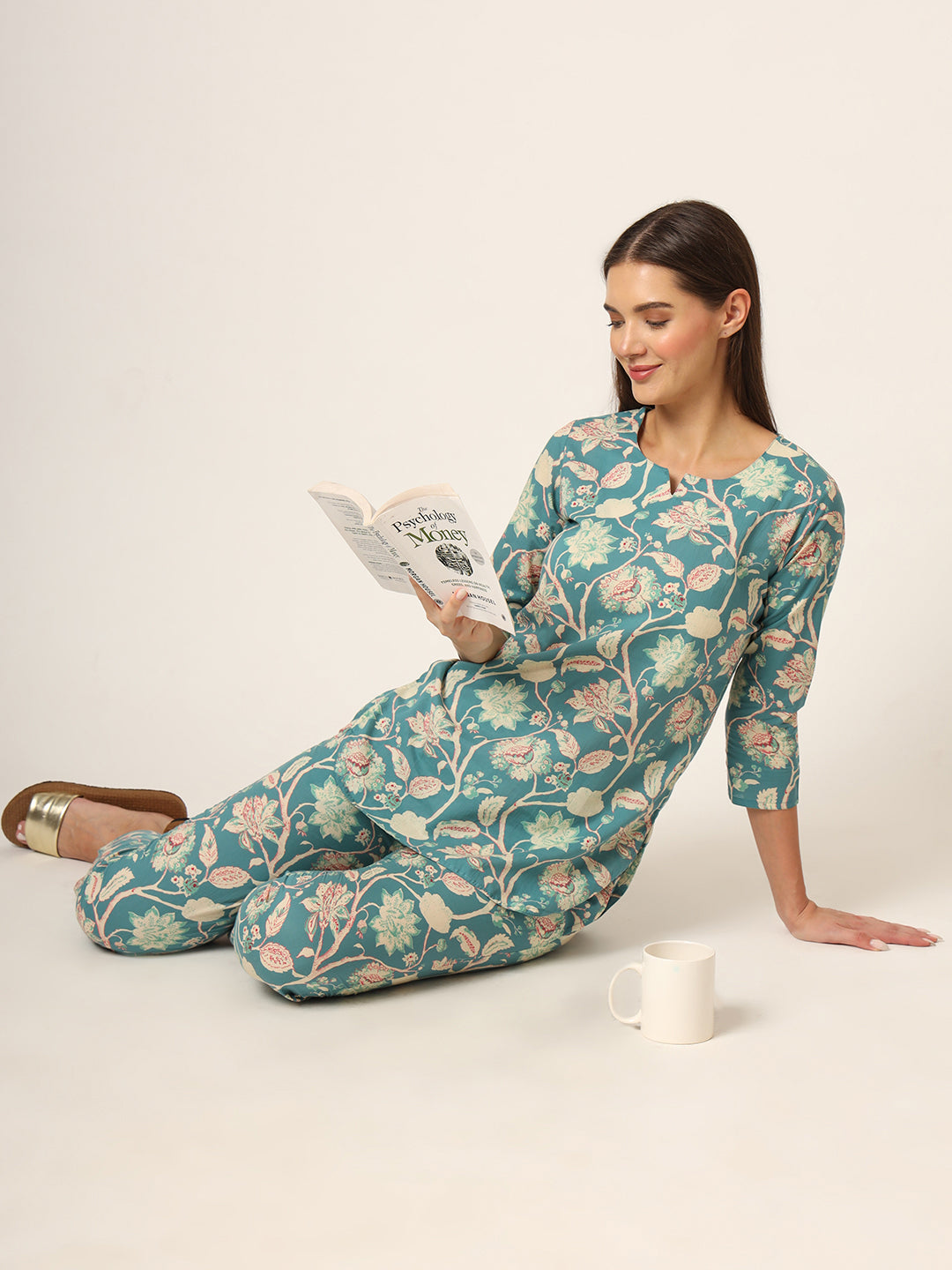 Noe Velarro Green Floral Print Cotton Regular Fit Night Suit