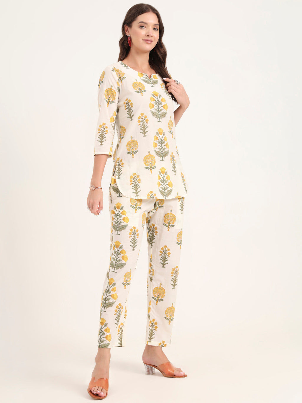 Noe Velarro Cream Printed Cotton Night Suit Sets