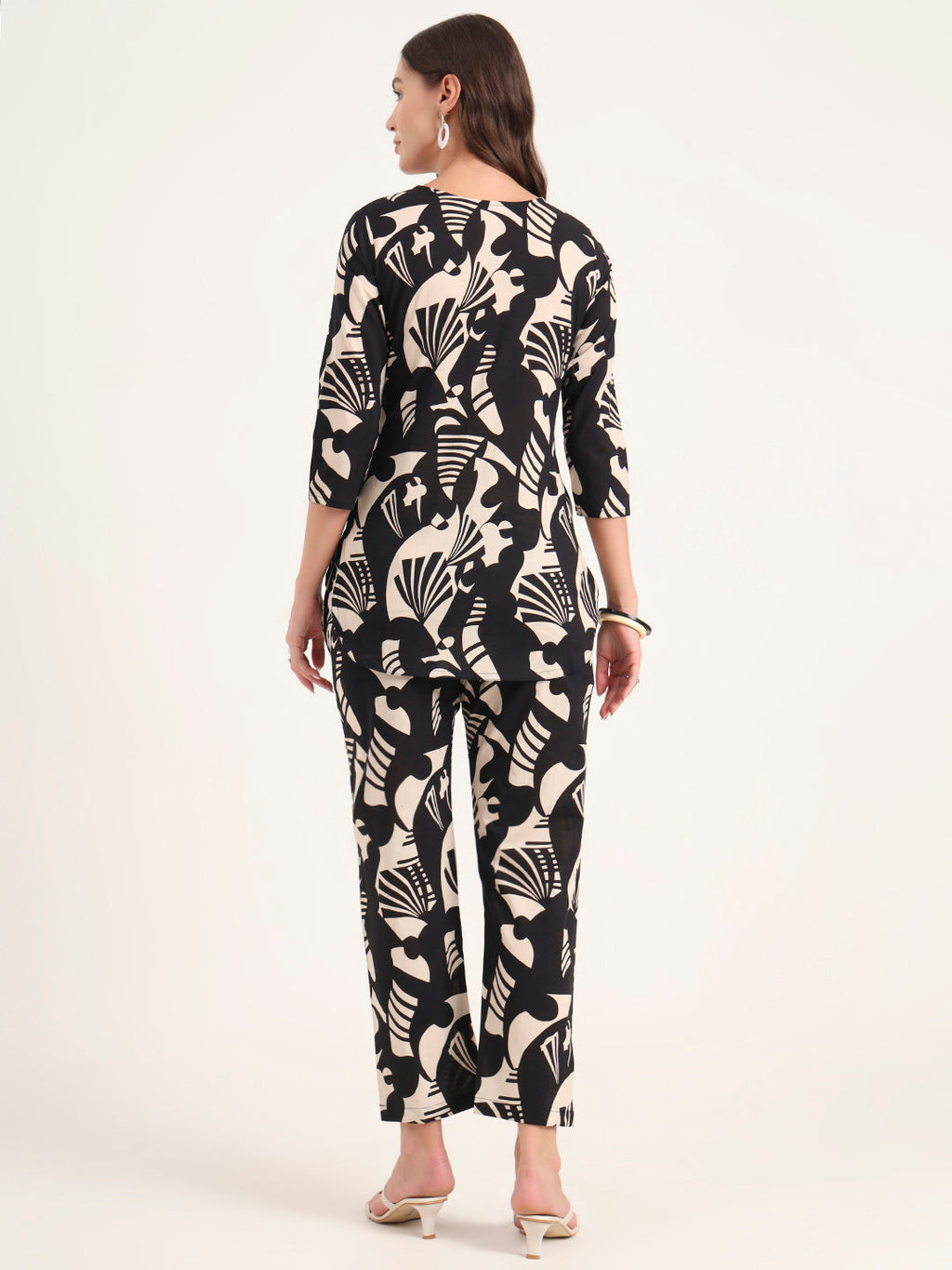 Noe Velarro Black Printed Cotton Night Suit Sets