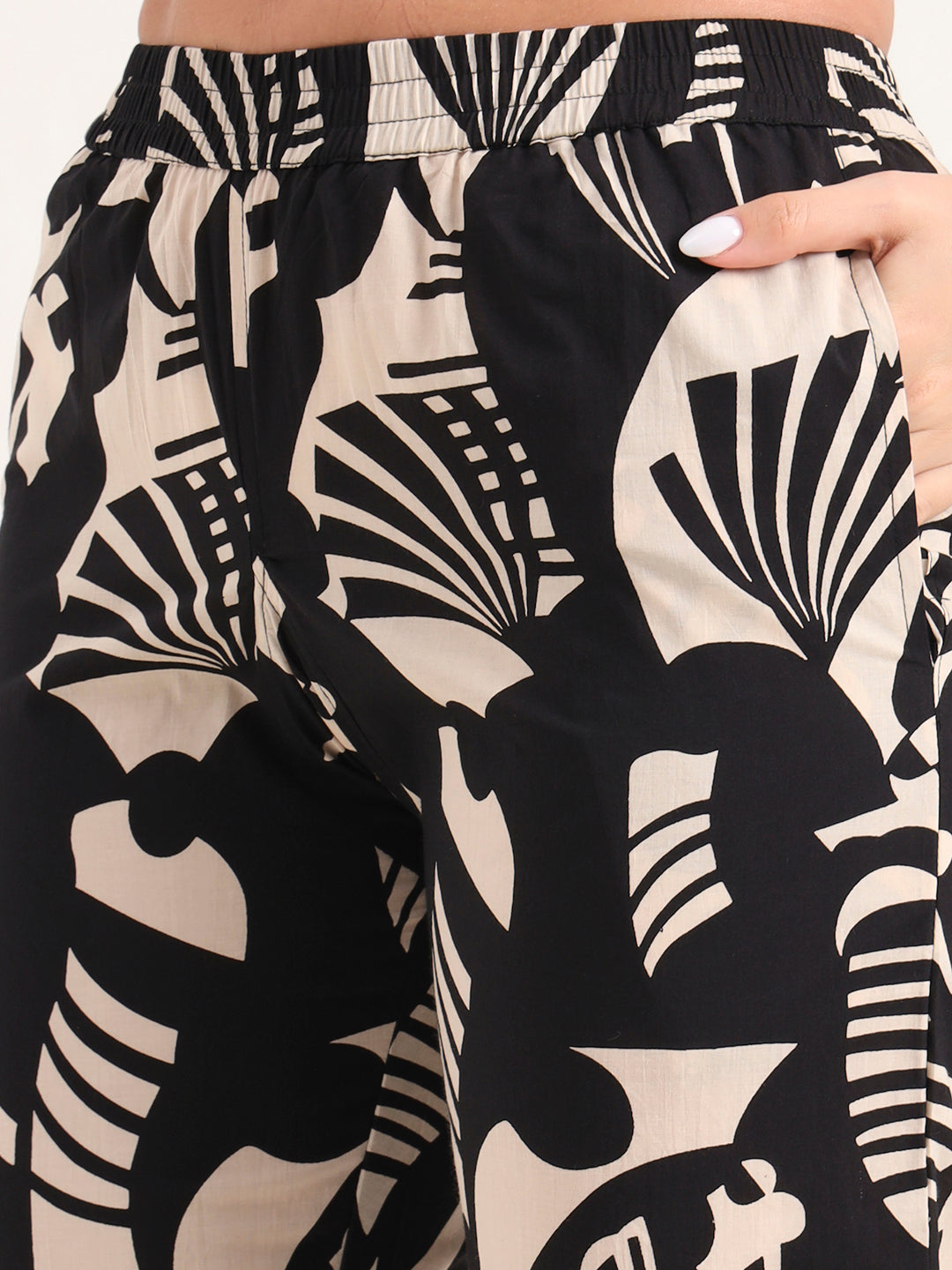 Noe Velarro Black Printed Cotton Night Suit Sets