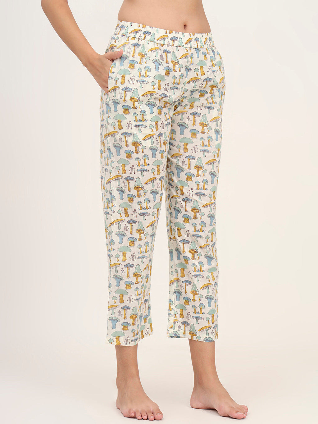 Noe Velarro Cream Cotton Printed Night Suit Set