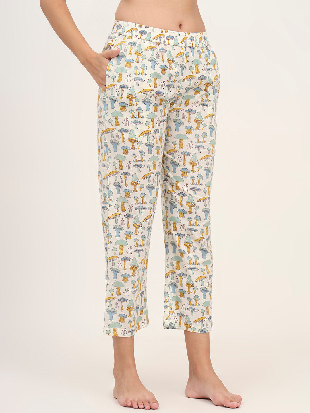 Noe Velarro Cream Cotton Printed Night Suit Set