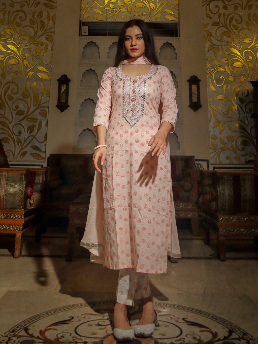 Divena Baby Pink Cotton Kurta Pant Set with Chiffon Dupatta - divenaworld.com