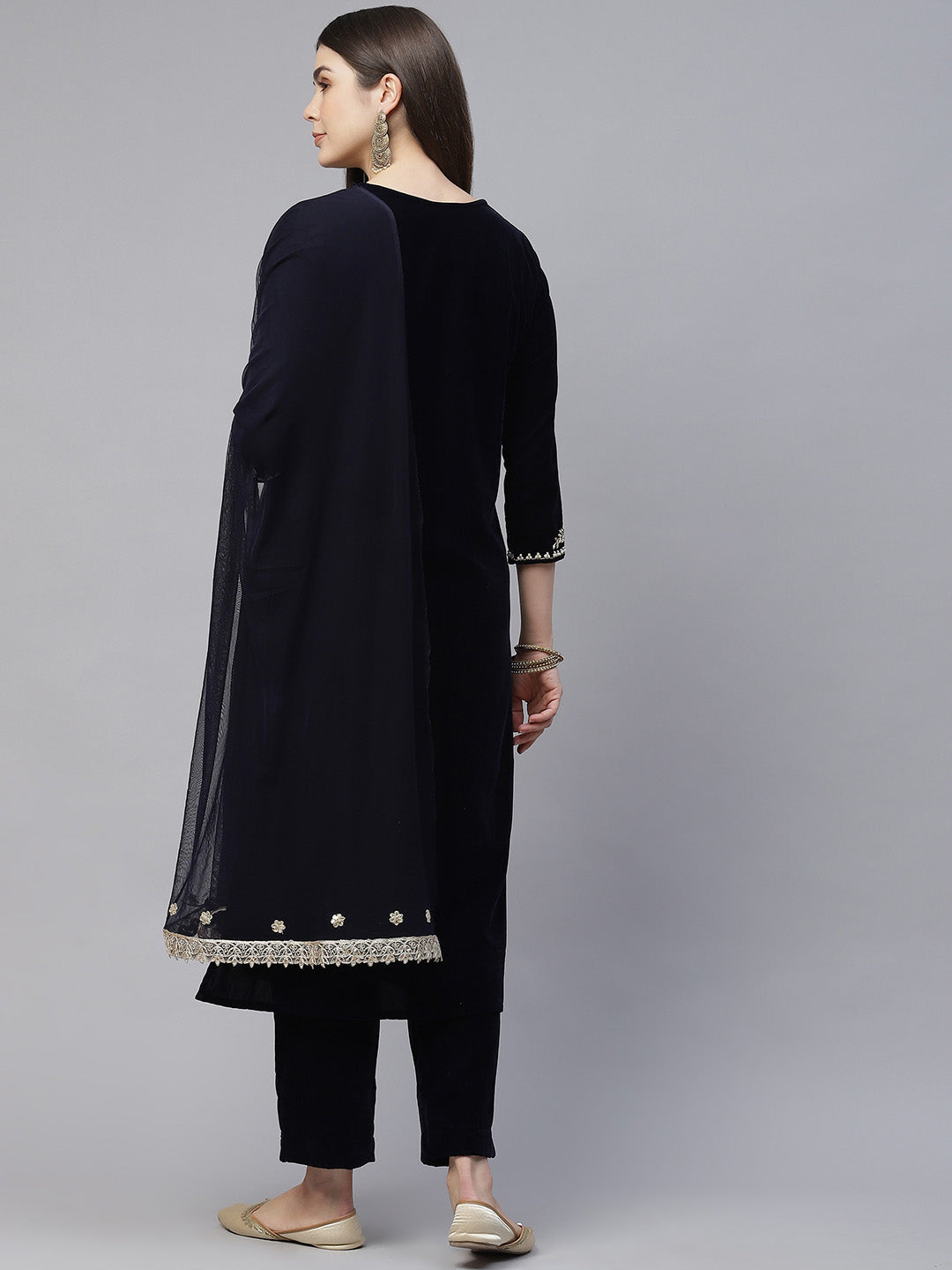 Noe Velarro Royal Navy Blue Velvet Zardozi work Embroidered Kurta Pant With Net Dupatta set