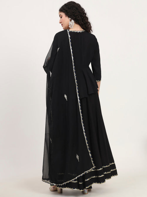 Noe Velarro Back Gota Hand Work lehenga dupatta set