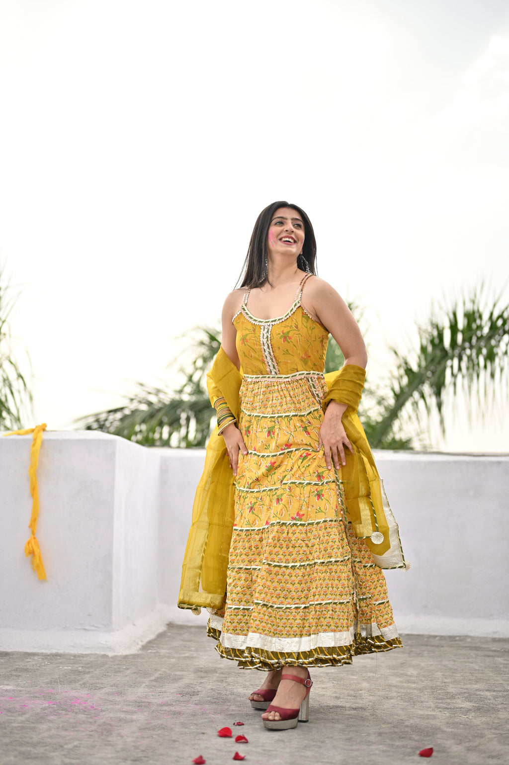 Noe Velarro Yellow Cotton Sleeves less anarkali Skirt Set With Dupatta