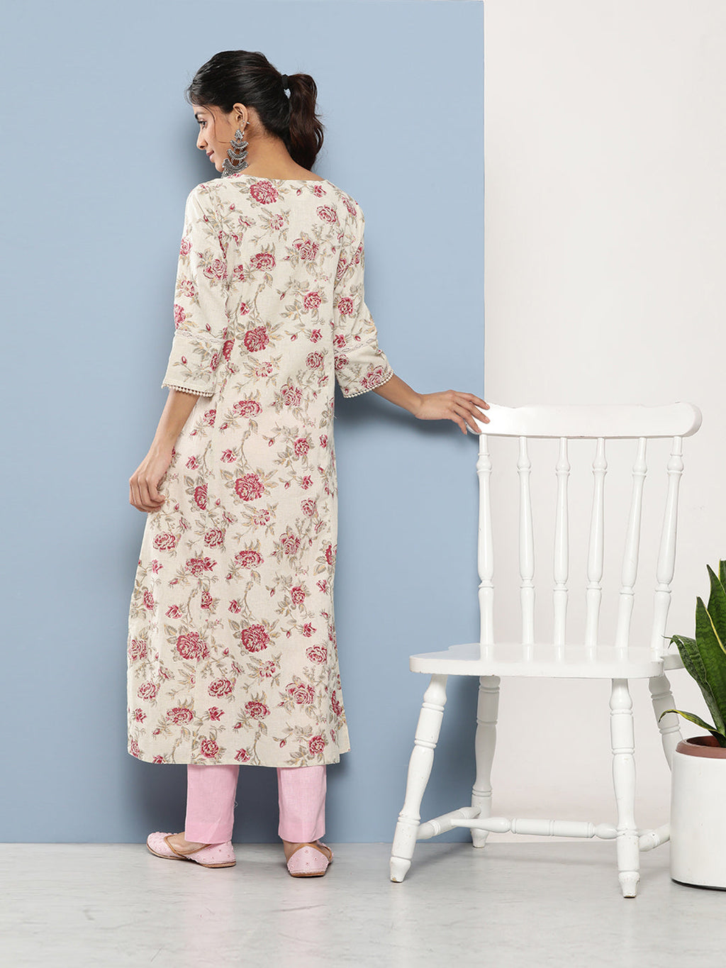 Noe Velarro Off White Women Floral Printed Cotton Kurta