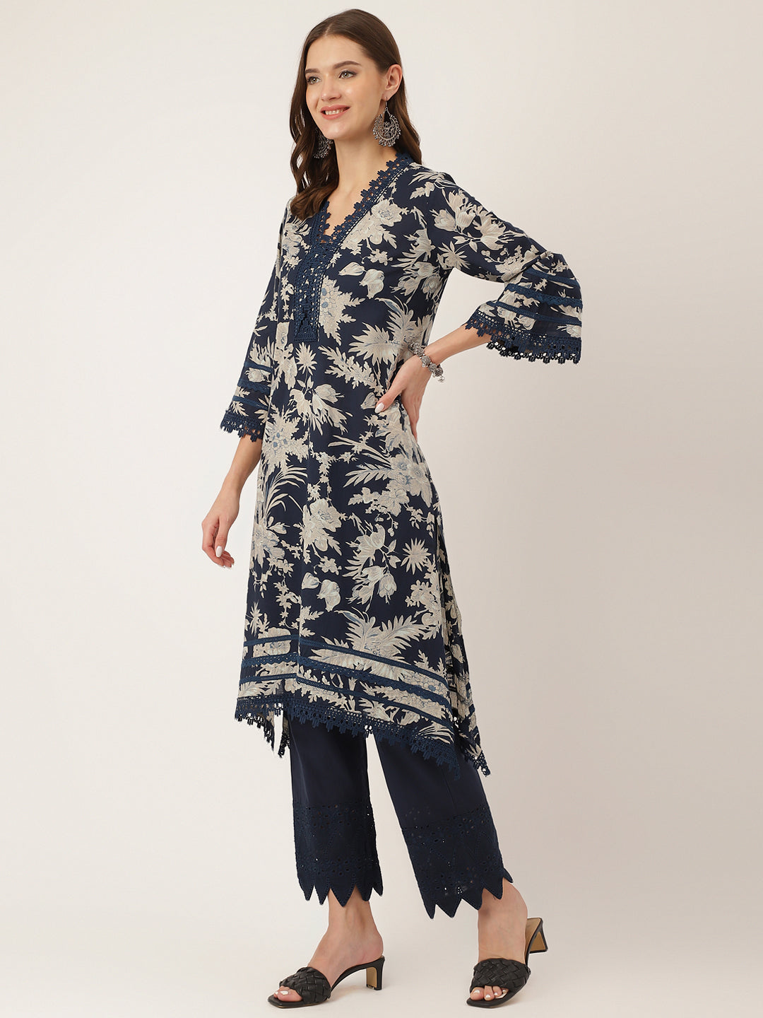 Noe Velarro Navy Blue Floral Print Cotton Kurta Trouser With Dupatta