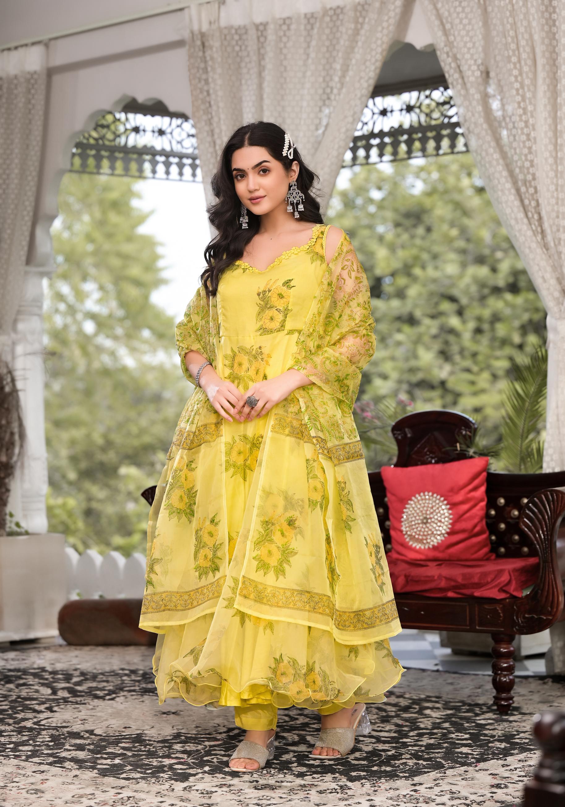 Noe Velarro Light Yellow Hand Painted Floral Organza Anarkali Kurta Pant Set with Dupatta