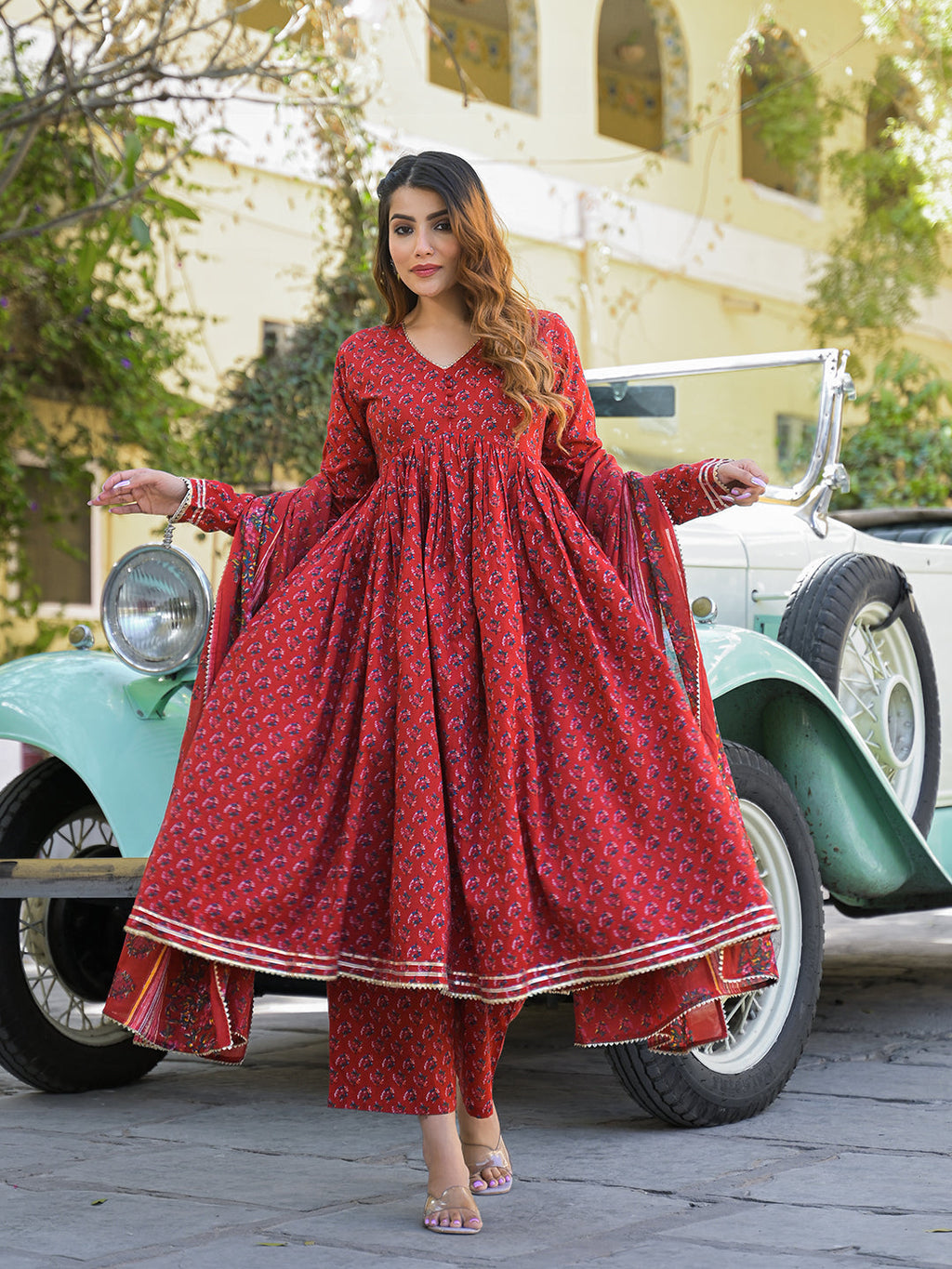 Noe Velarro Red Floral Cotton Printed Anarkali Kurta Pant With Dupatta