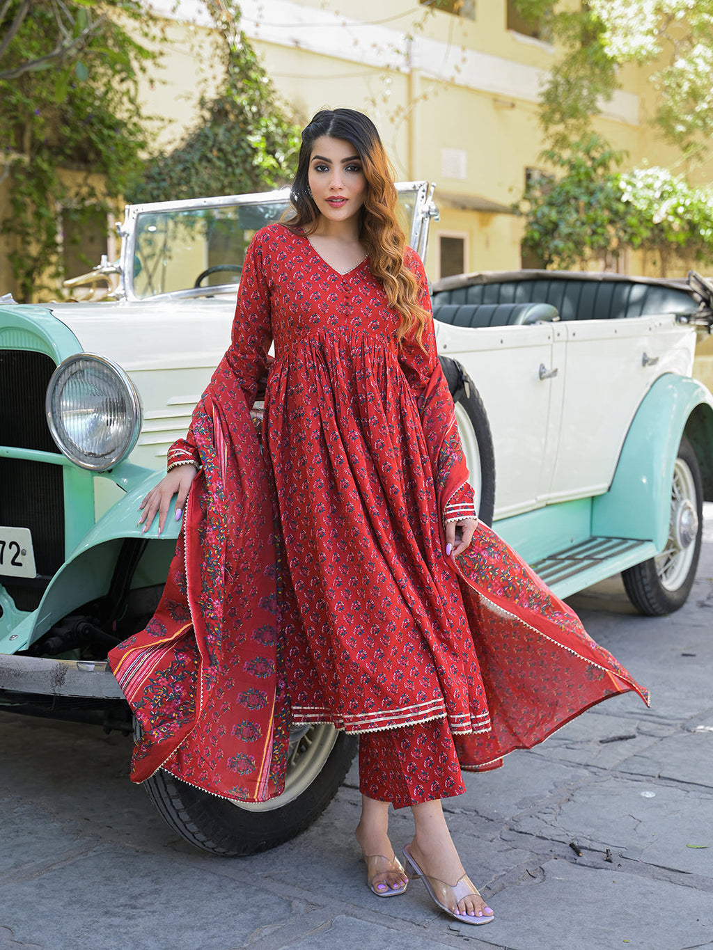 Noe Velarro Red Floral Cotton Printed Anarkali Kurta Pant With Dupatta