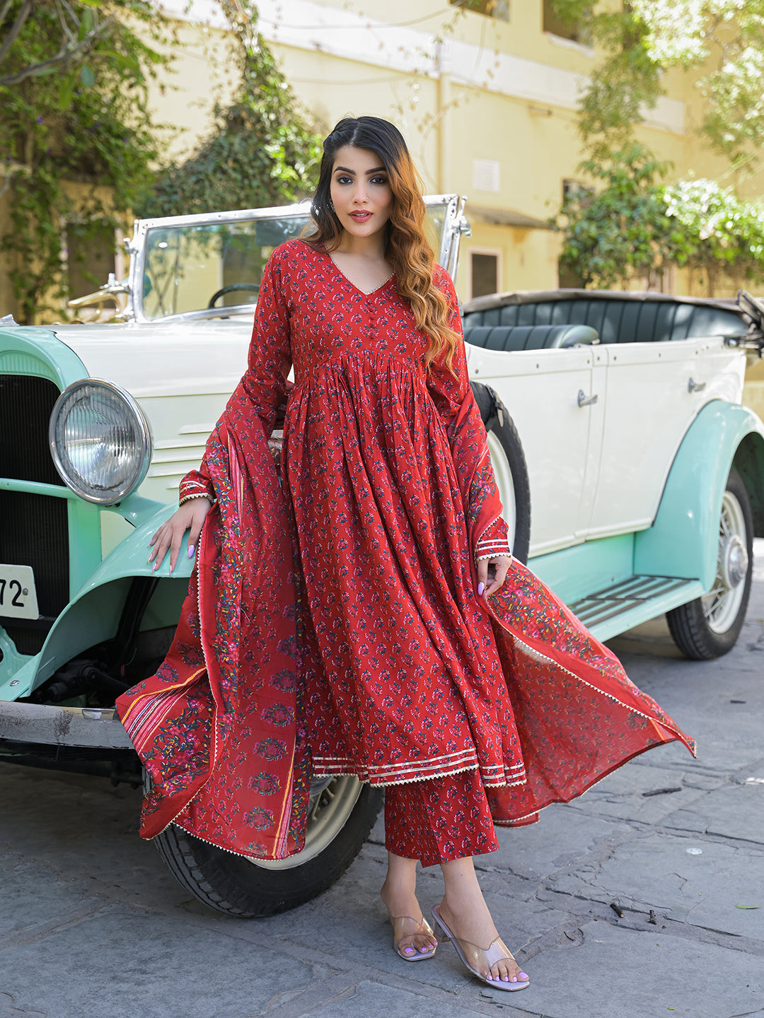 Noe Velarro Red Floral Cotton Printed Anarkali Kurta Pant With Dupatta