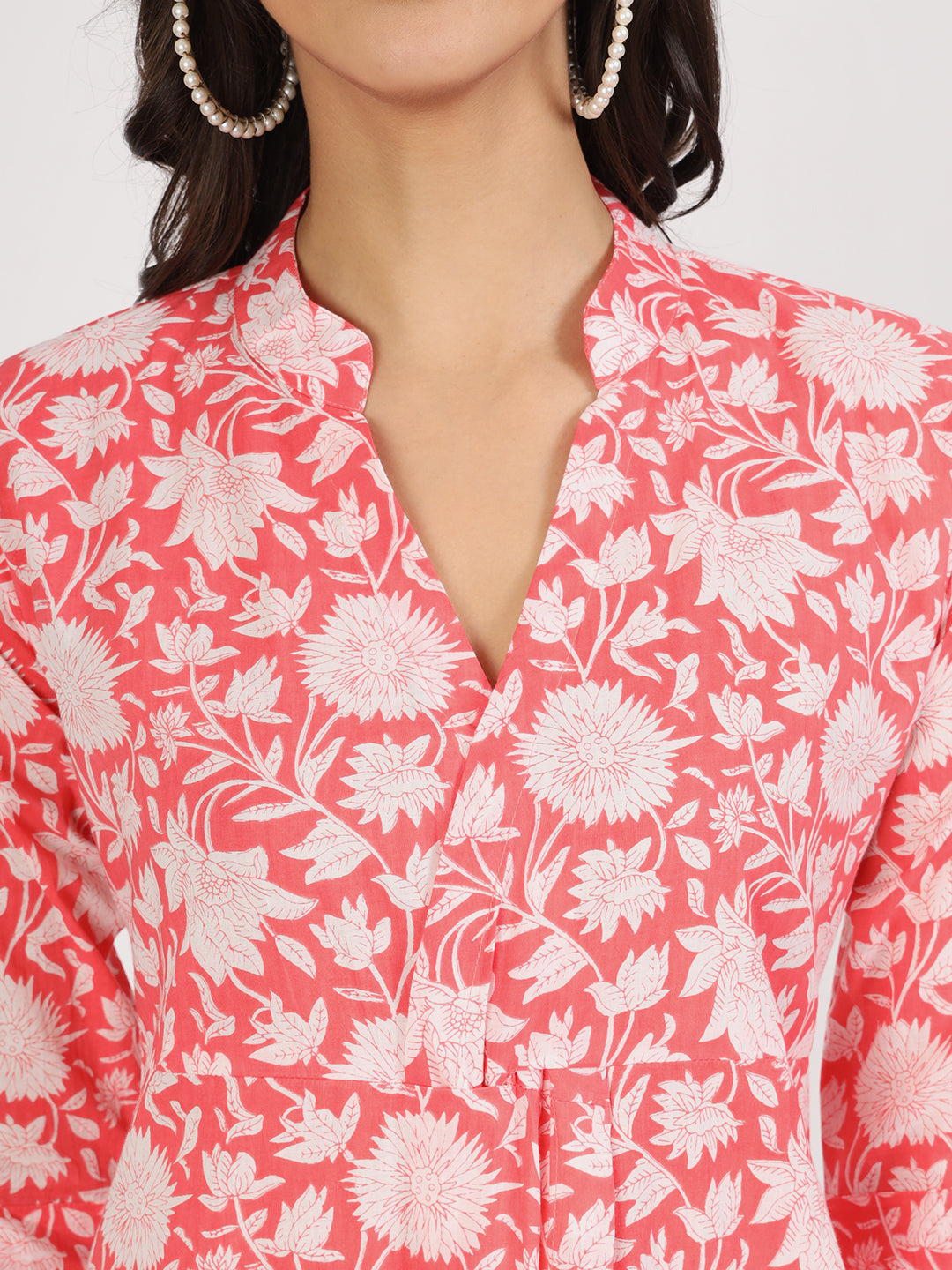 Noe Velarro Pink Floral Printed Cotton Kurta with Herem Pant Co ord Set