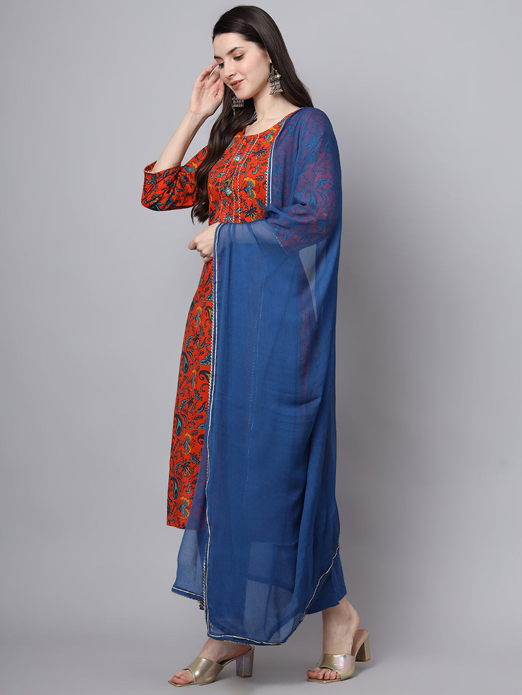 Noe Velarro Floral Printed Gotta Patti Pure Cotton Kurta With Trousers & Dupatta