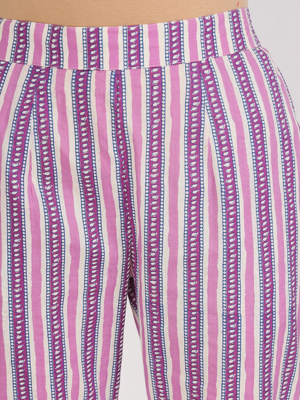 Noe Velarro Purple Floral Printed Straight Kurta Pant Set