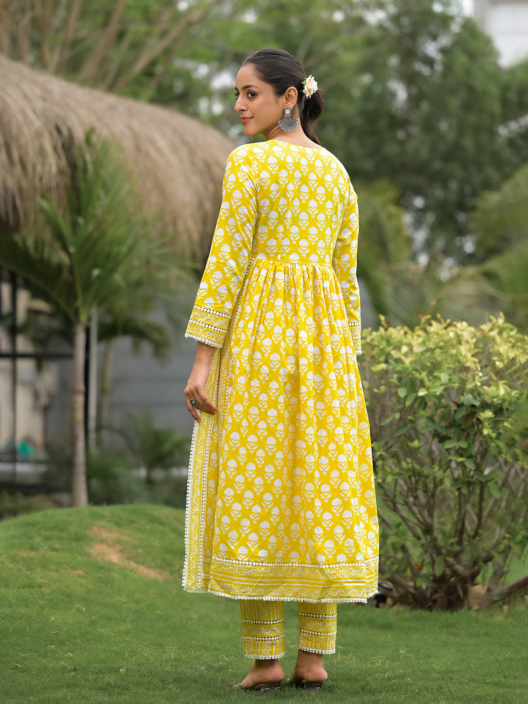 Noe Velarro Yellow Floral Print Cotton Kurta Pants with Dupatta set for women