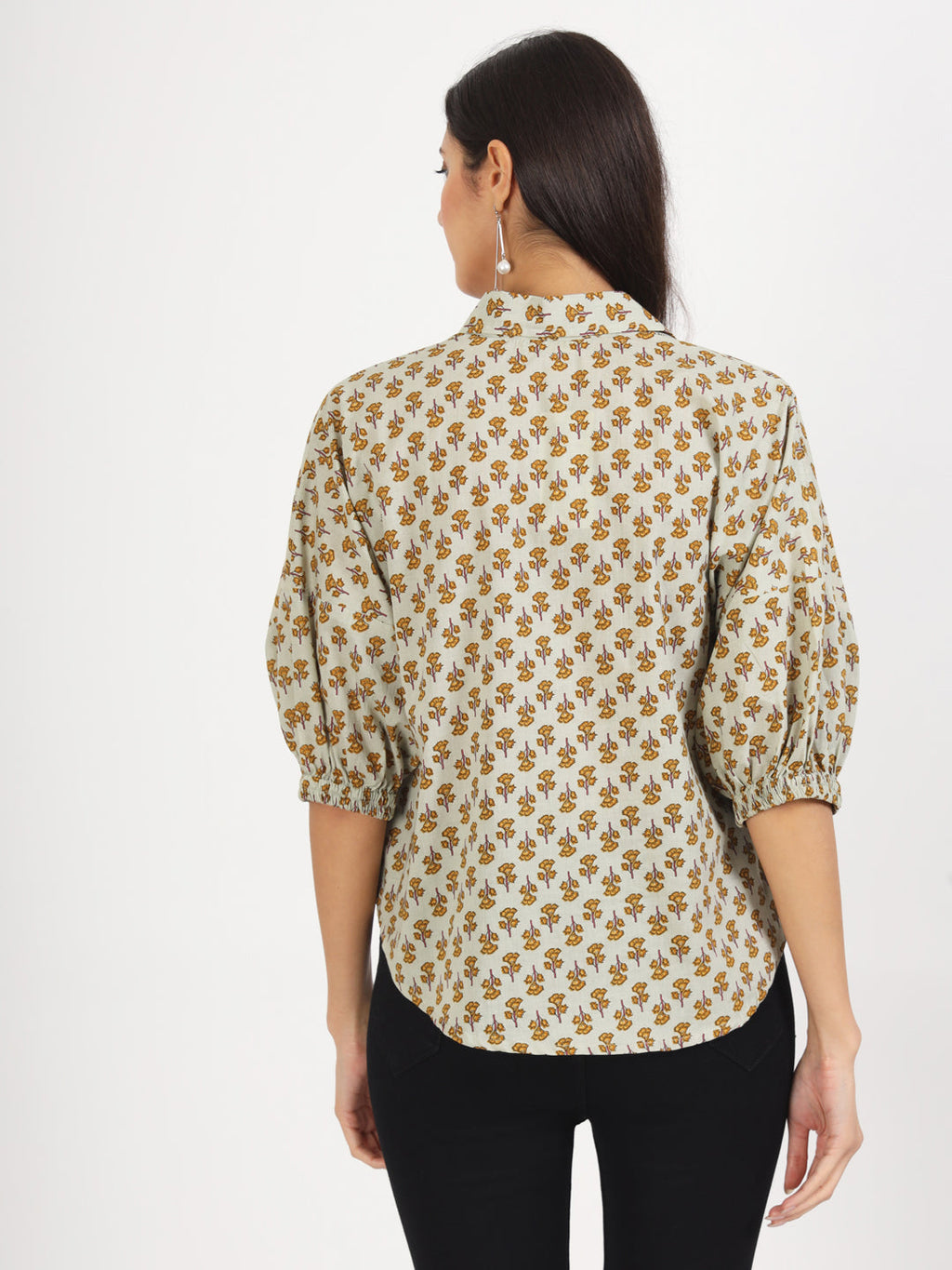 Noe Velarro Green Floral Printed Cotton Tops
