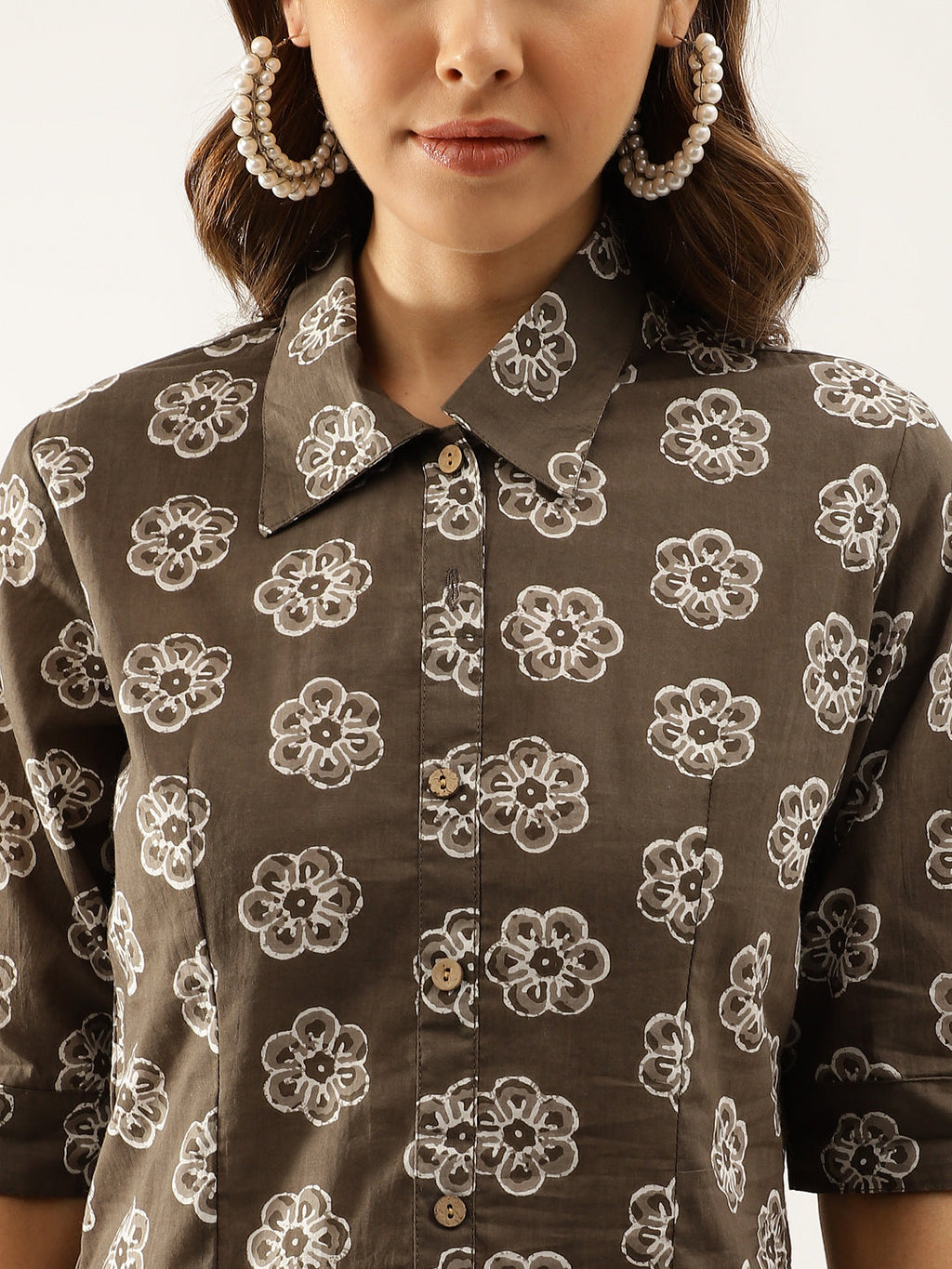 Noe Velarro Brown Block Printed Casual Women Shirts