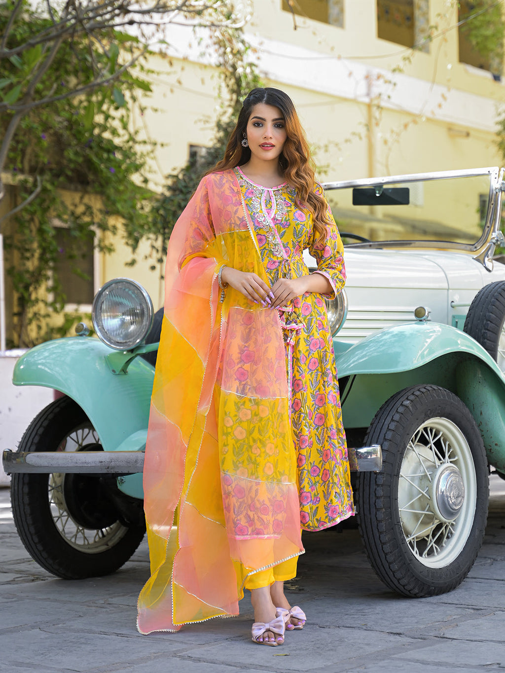 Noe Velarro Yellow Floral Printed Muslin Kurta Pant with Dupatta